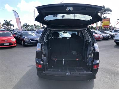 2007 Mitsubishi Outlander - Thumbnail
